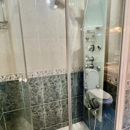 Colon 20 アパート