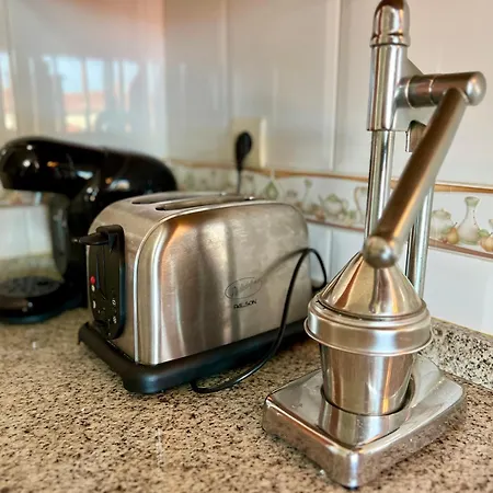 アパート Colon 20 トゥイ